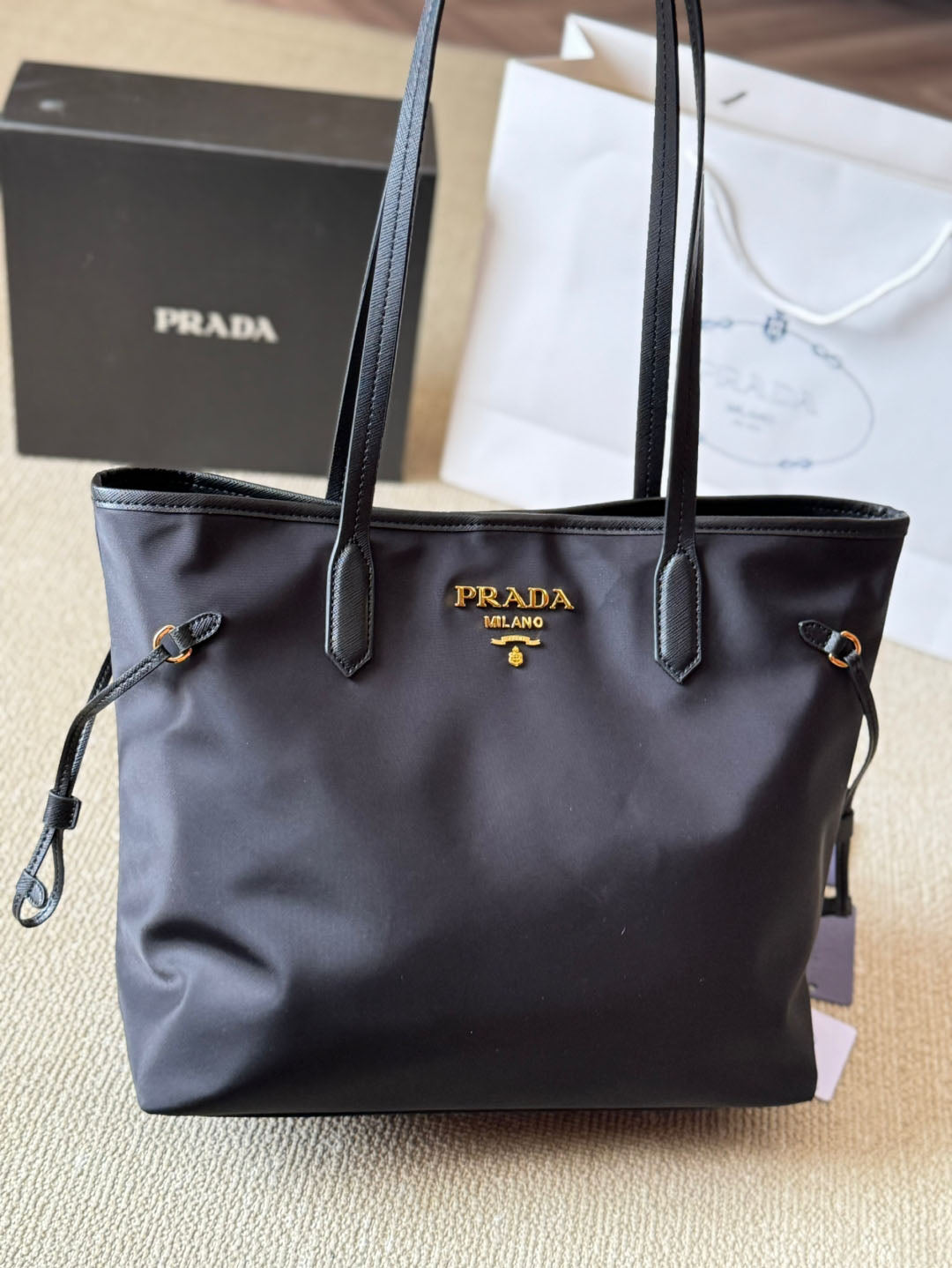 PR Nylon Tote 1825022102