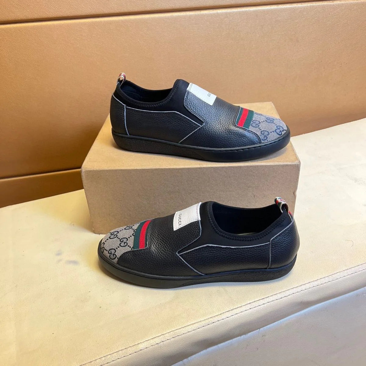 New Cowhide Stitching Breathable Men's Leather Casual Shoes 1024032516