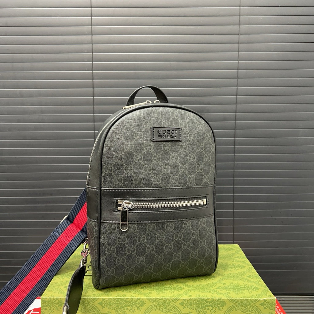 GUI chest bag 1825111302