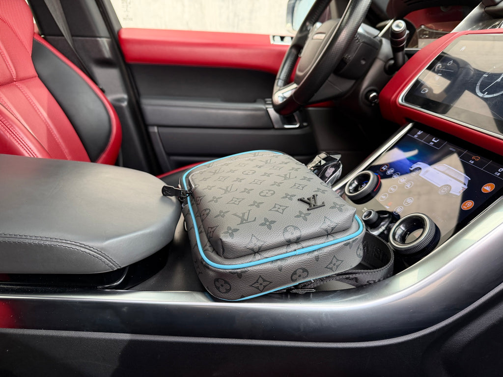 VV chest bag 1825111306