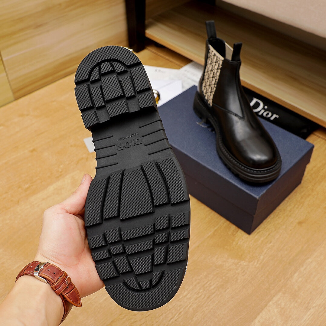 New Fashion Casual New Style Comfortable Sneakers Shoes Boots D20
