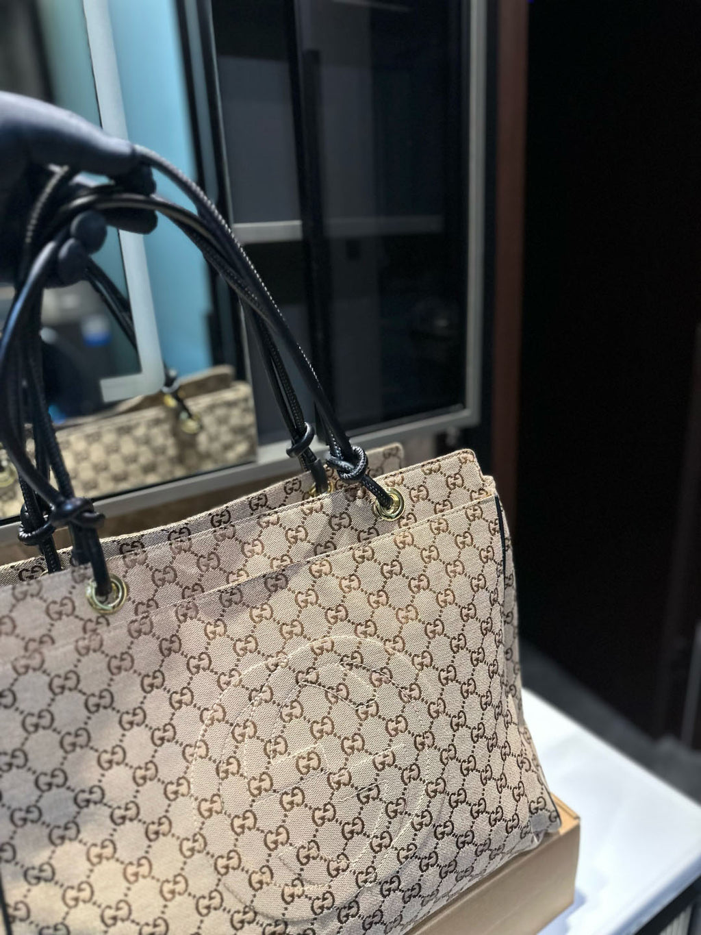 GG Canvas shopping bag 1825040108