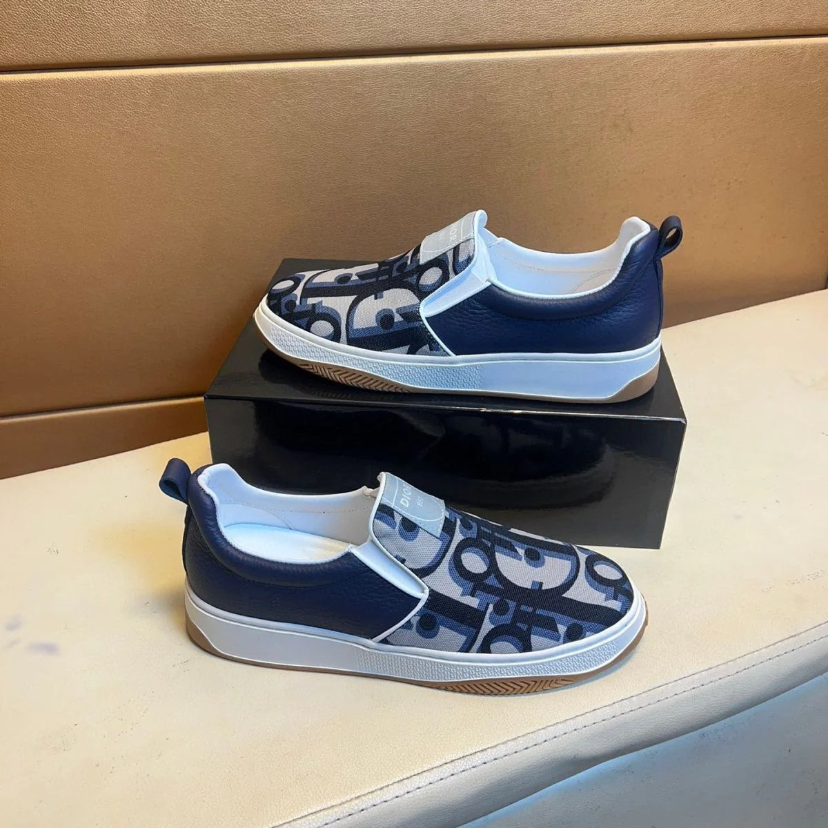 Casual All-match New Breathable Slip-on Men's Shoes 1024032519