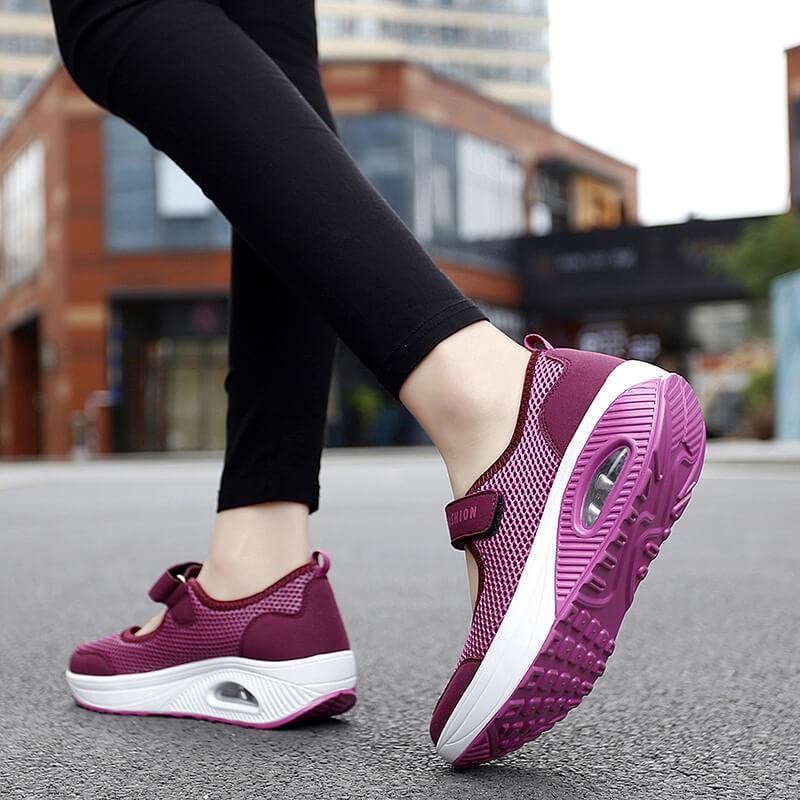 Comfortable and non-slip shoes for women