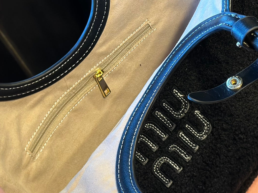 MIU new lambswool tote XC24092301