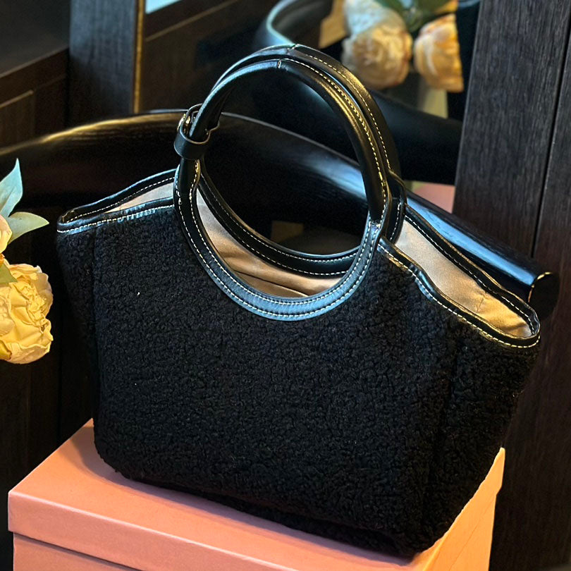 MIU new lambswool tote XC24092301