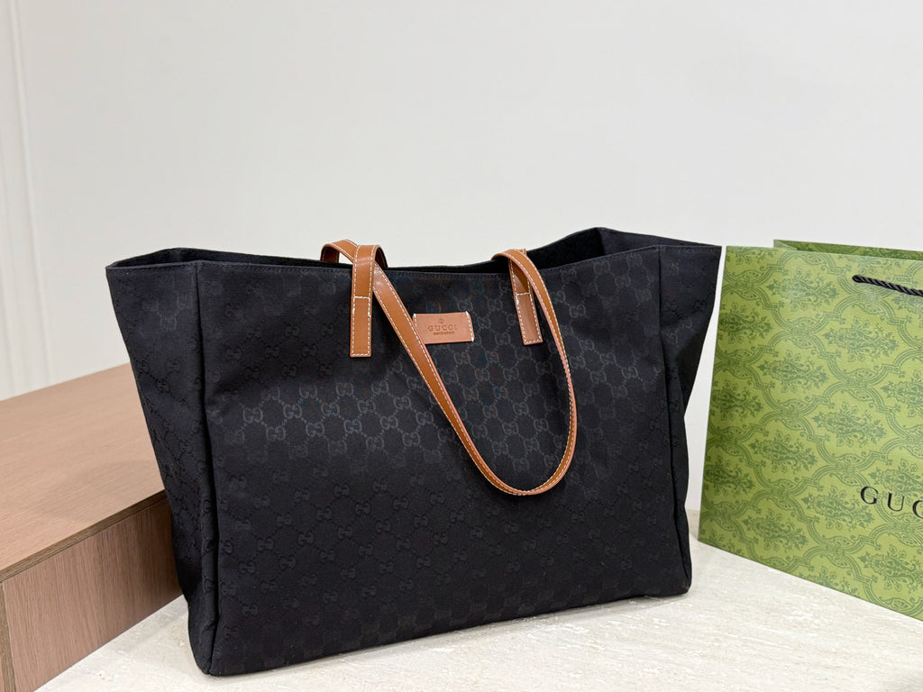 Gui Tote bag 26030209