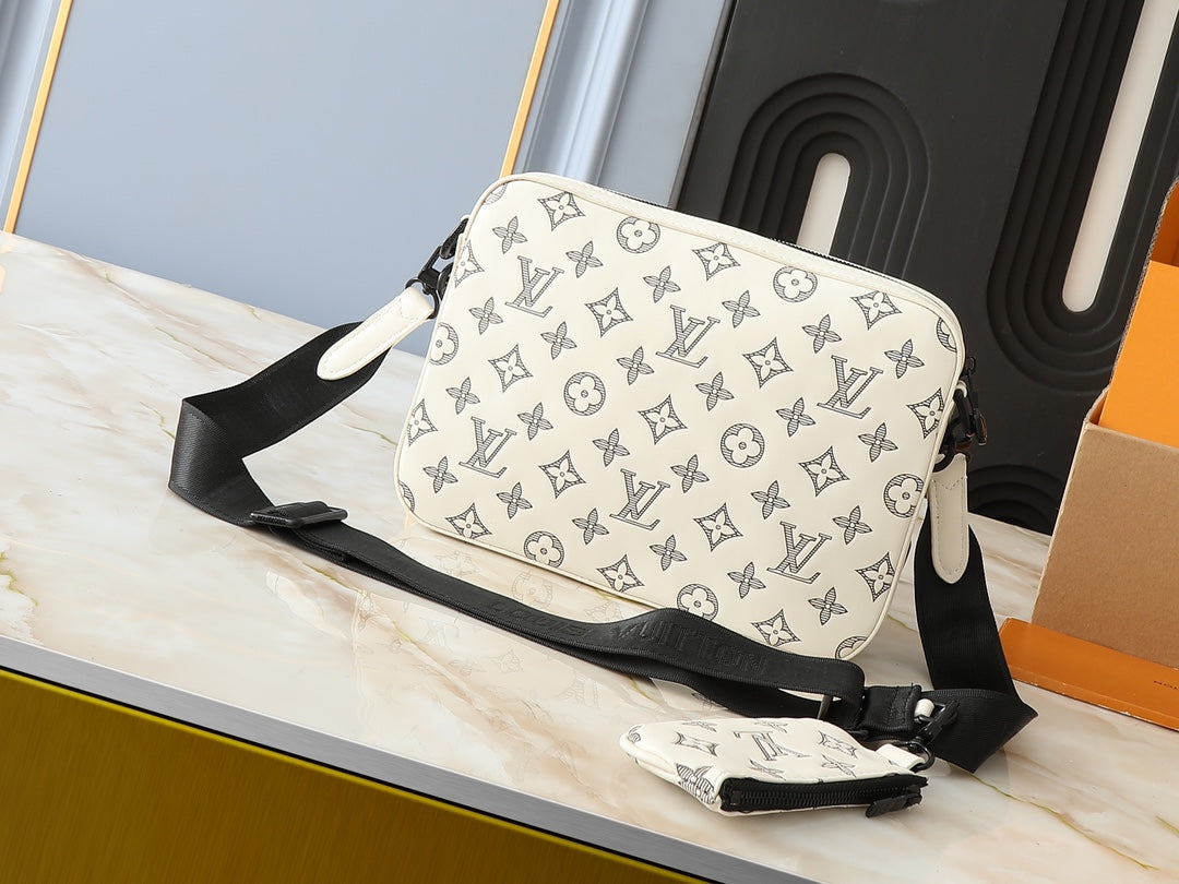 VV Trio messenger bag inspired by Monogram 25122602