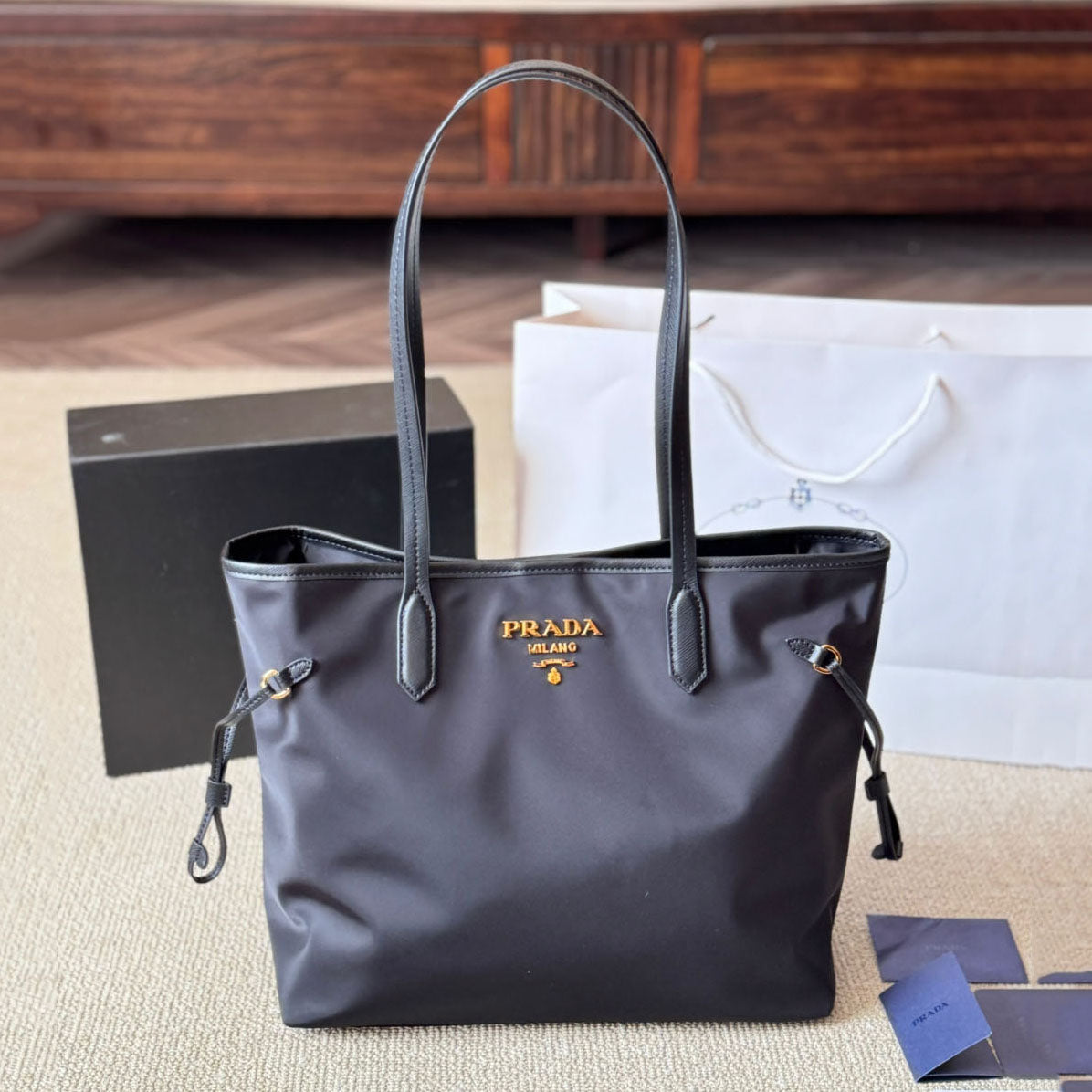 PR Nylon Tote 1825022102