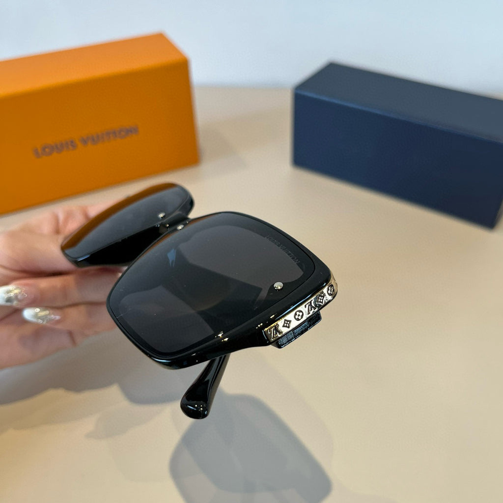 L Full frame sunglasses 1825052801