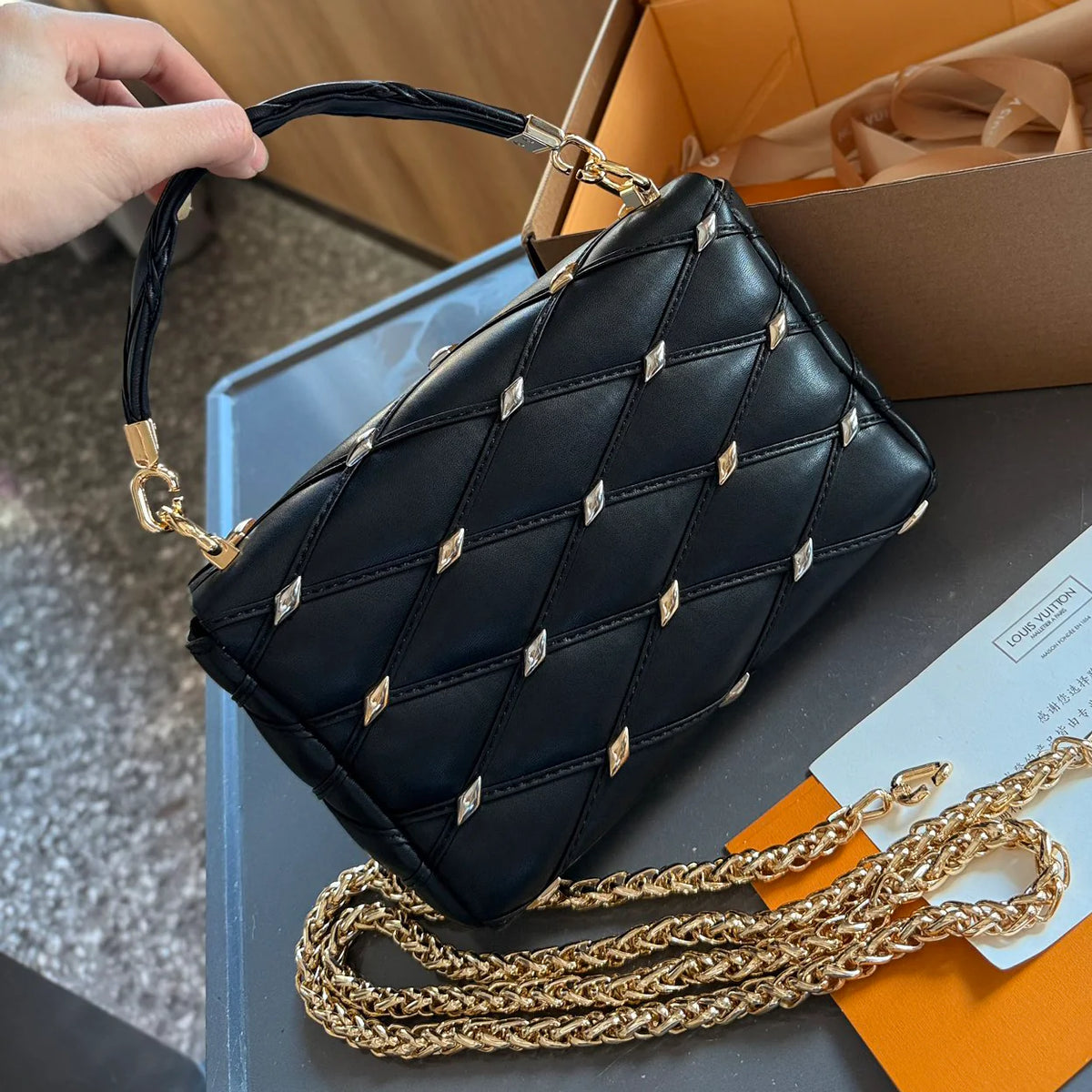 New fashionable diamond grid chain bag crossbody bag 1024110703
