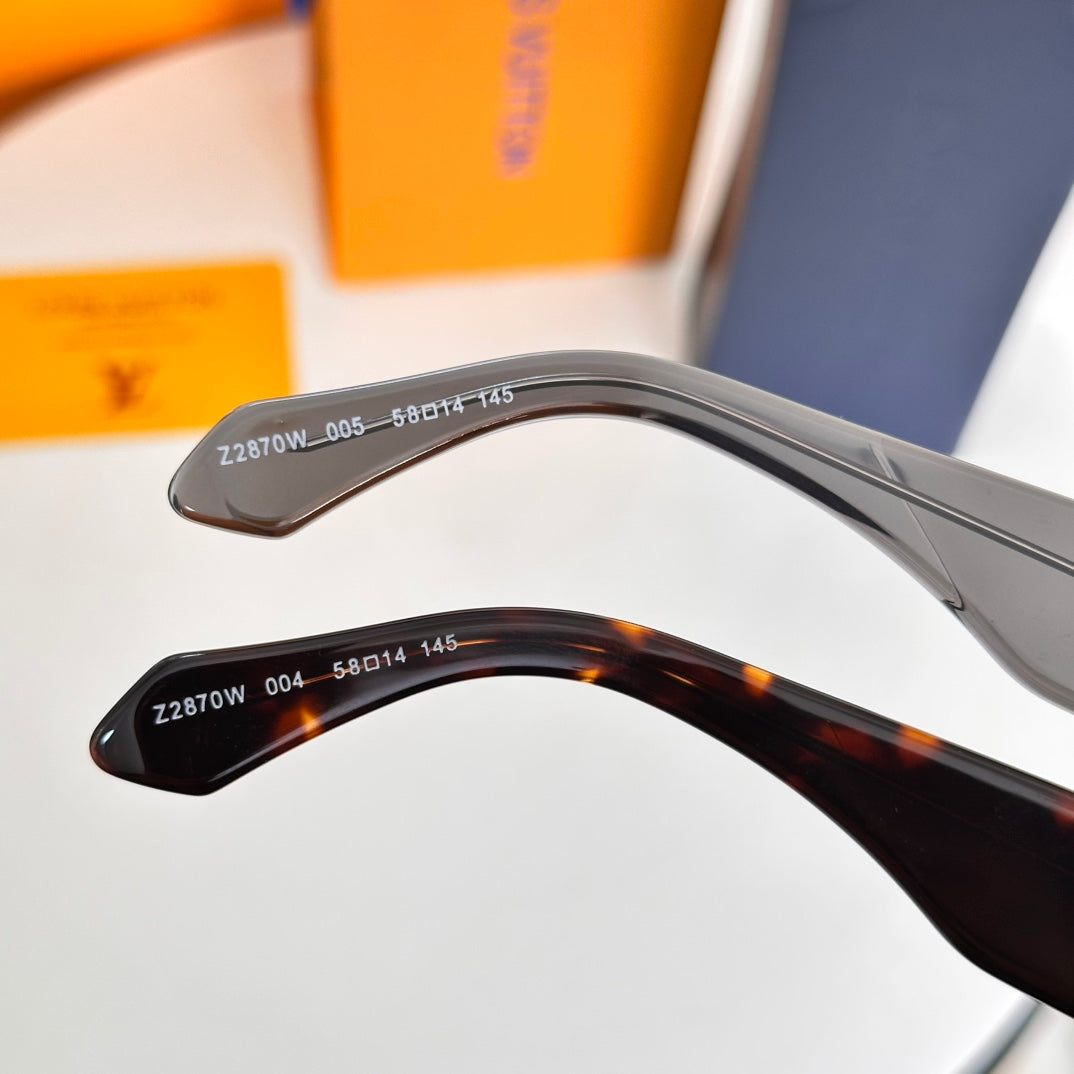 L Clash Pilot Square Sunglasses 1825070206