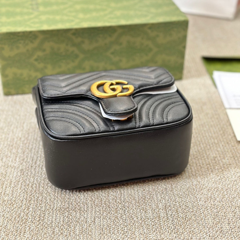 GG Marmont Square Fat Shoulder Bag 1825052309