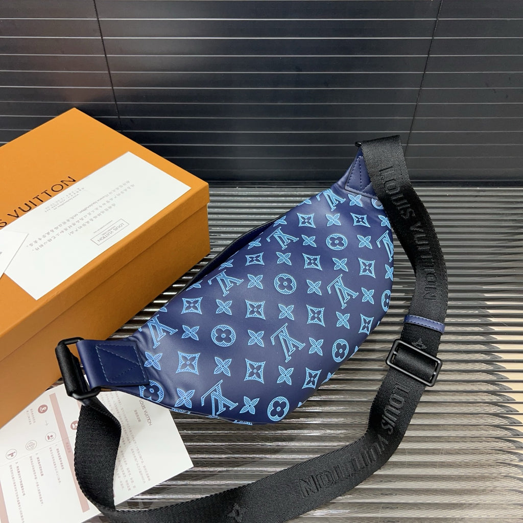L Bumbag Crossbody chest bag 1825052311