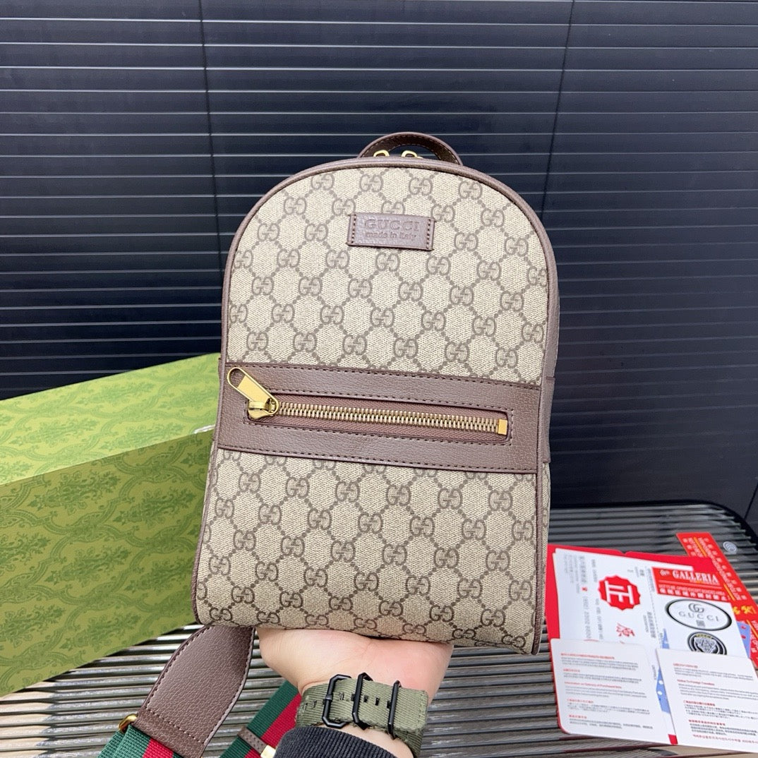 GUI chest bag 1825111302