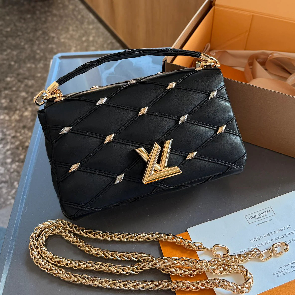 New fashionable diamond grid chain bag crossbody bag 1024110703