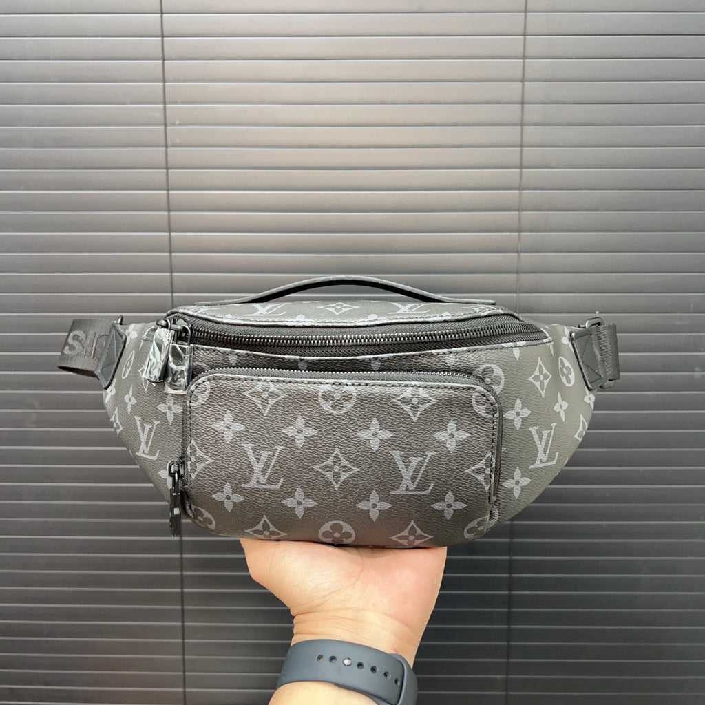 L Bumbag Crossbody chest bag 1825052311
