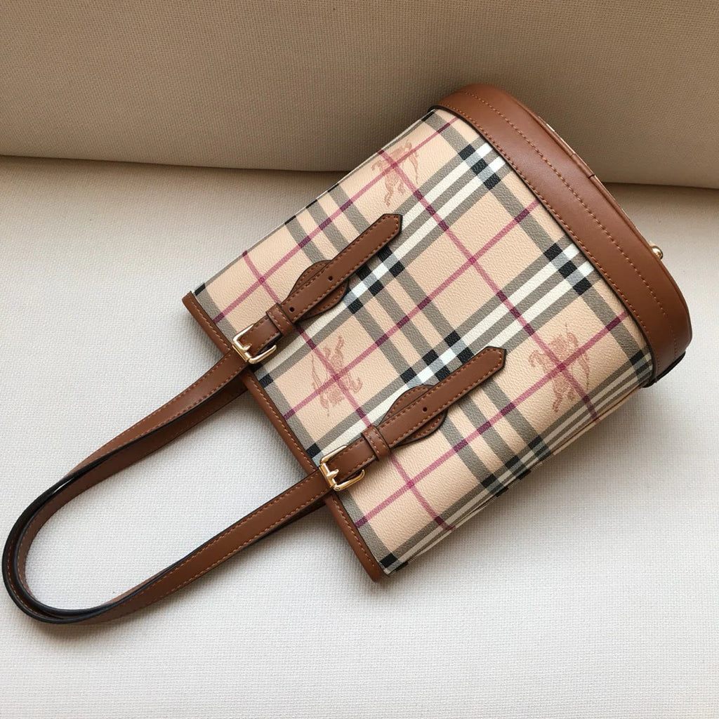 Versatile Classic Bucket Bag 1025032413