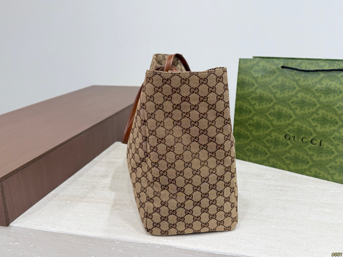 Gui Tote bag 26030209