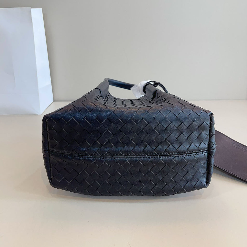 BV Cassette Bag Woven Tote Bag 1825032705