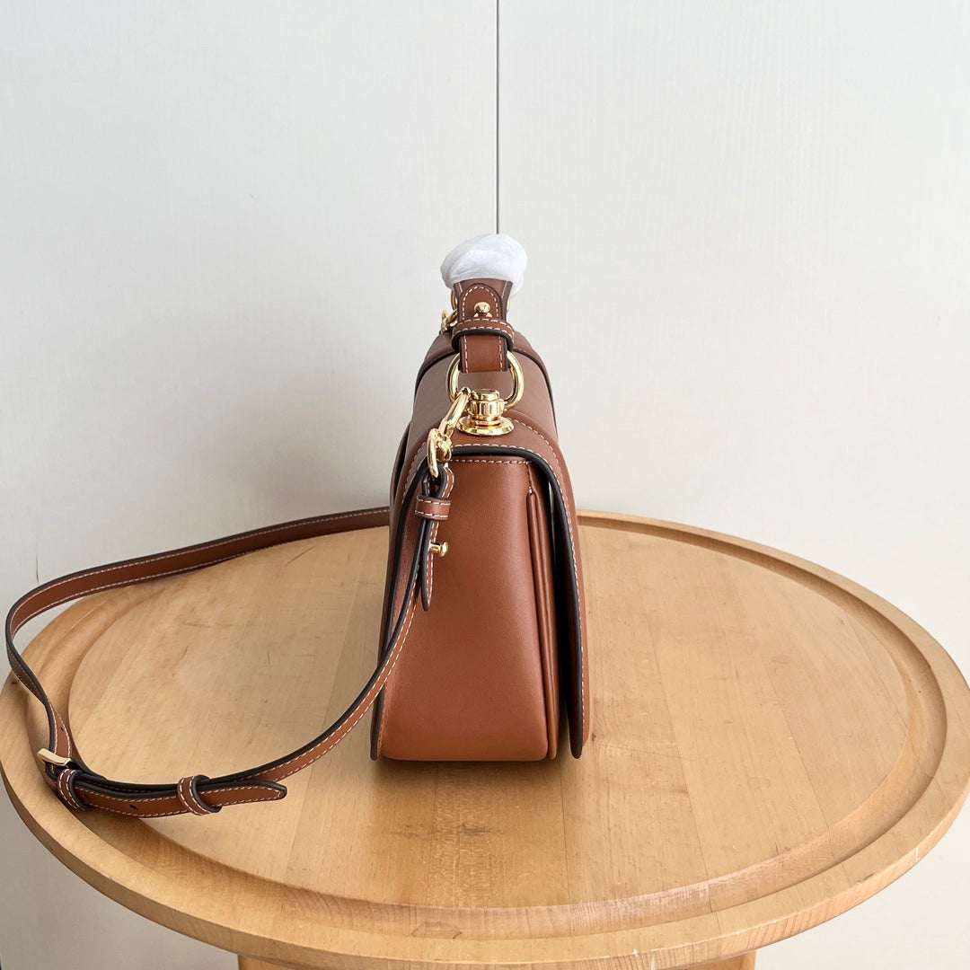 GG New saddle flap design bag 25122402
