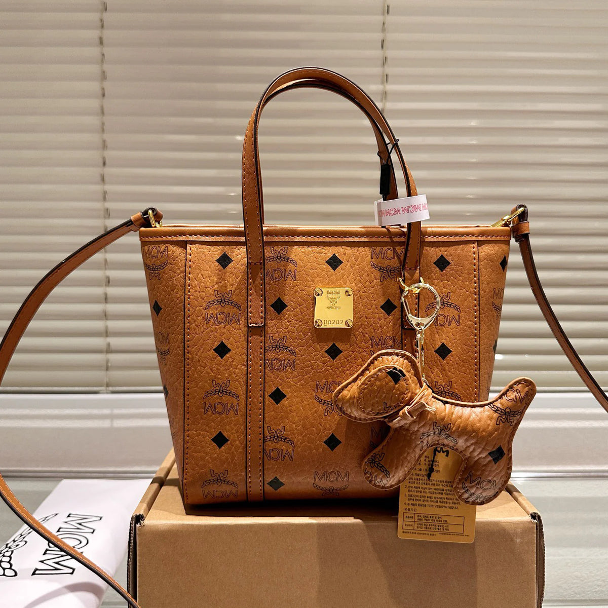 Classic crossbody bag shopping basket 1024111211