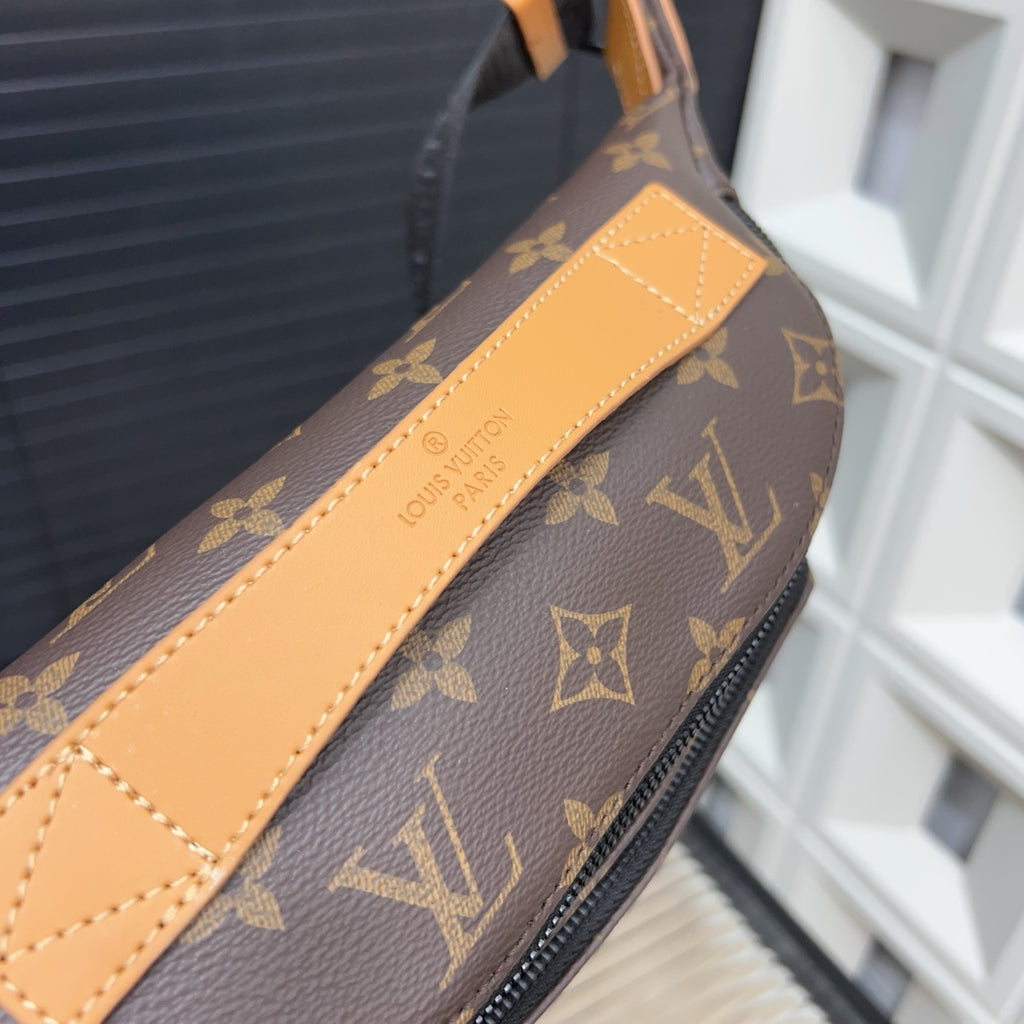 L Bumbag Crossbody chest bag 1825052311