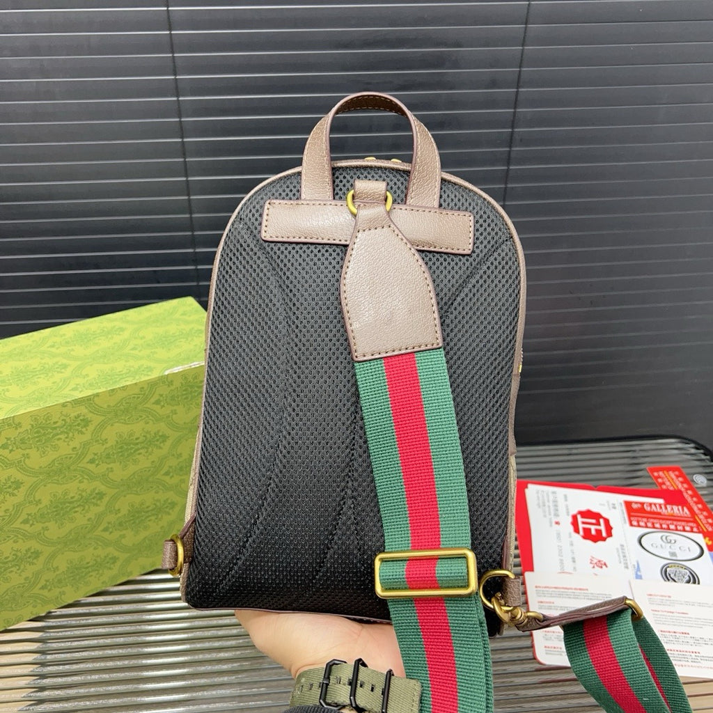 GUI chest bag 1825111302
