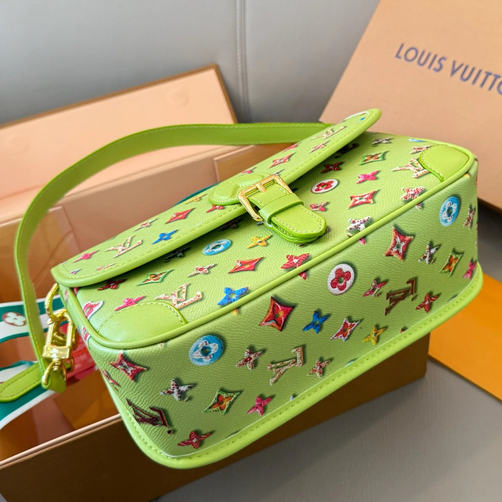 New baguette-style handbag with Two shoulder straps 1426012914