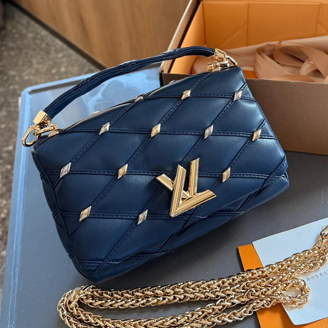 New fashionable diamond grid chain bag crossbody bag 1024110703