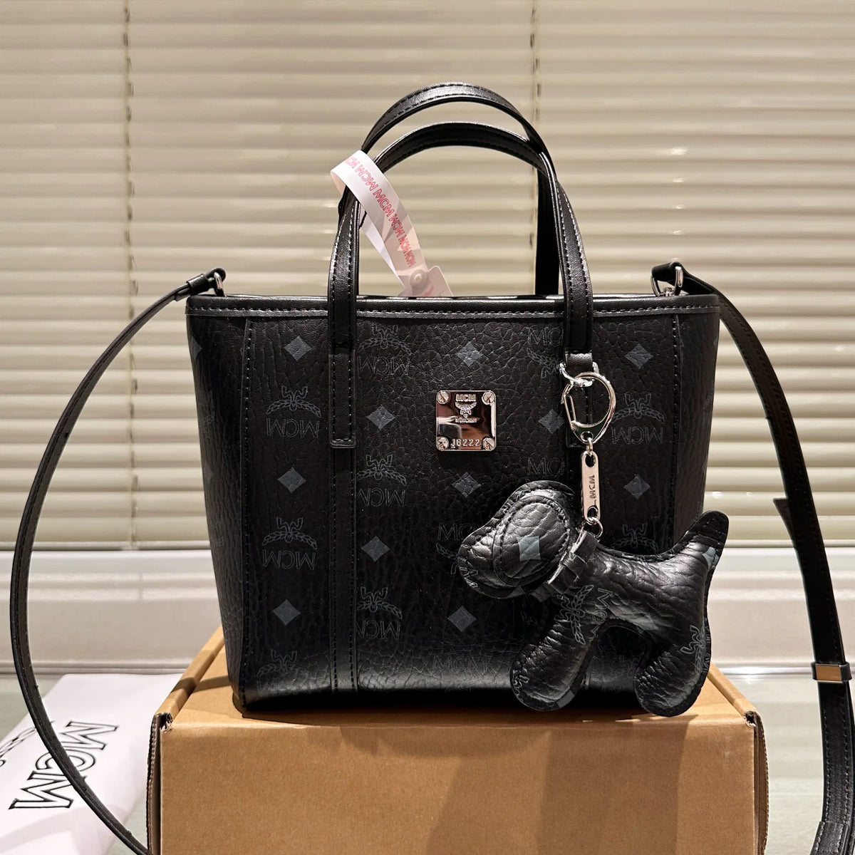 Classic crossbody bag shopping basket 1024111211