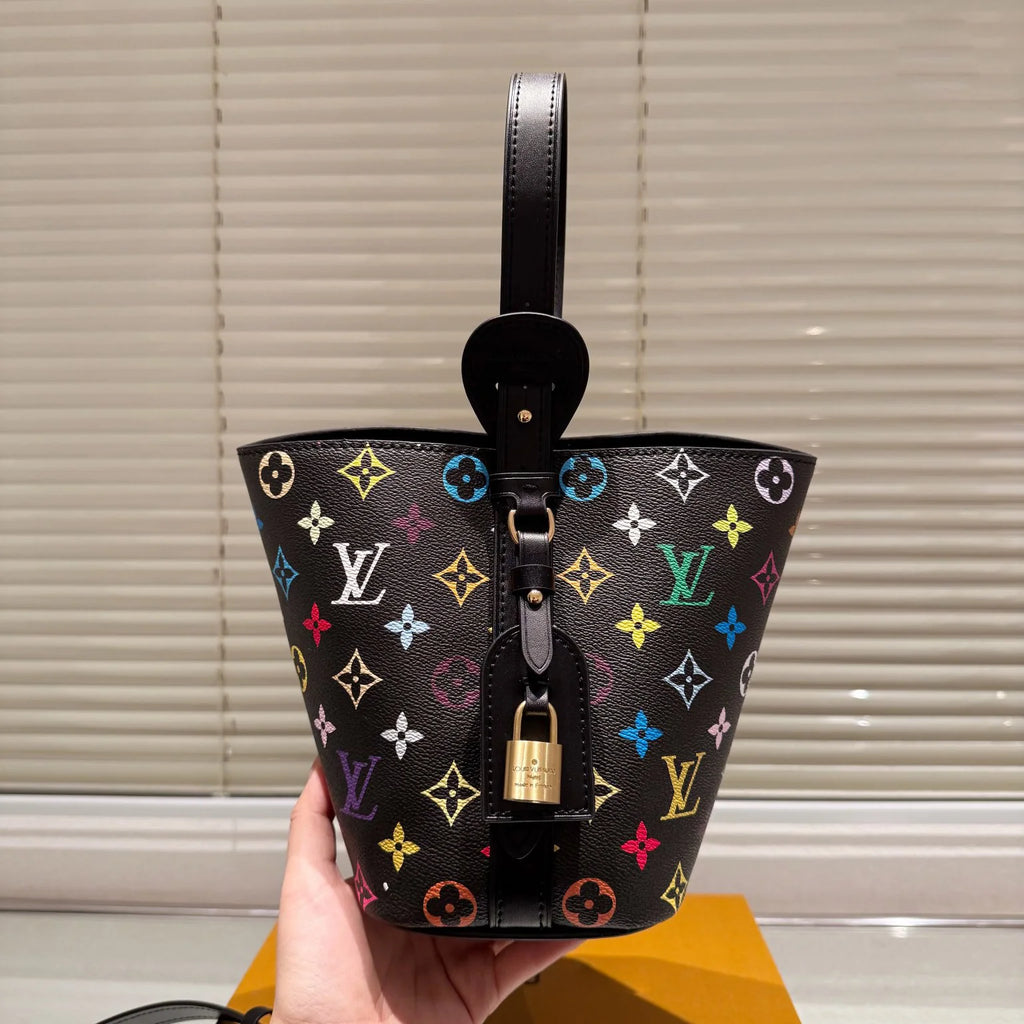 Fashion and versatile handbag 1025011514