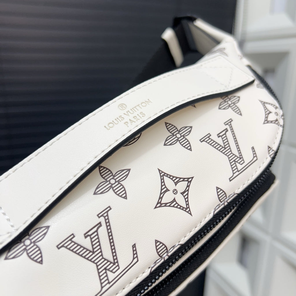 L Bumbag Crossbody chest bag 1825052311