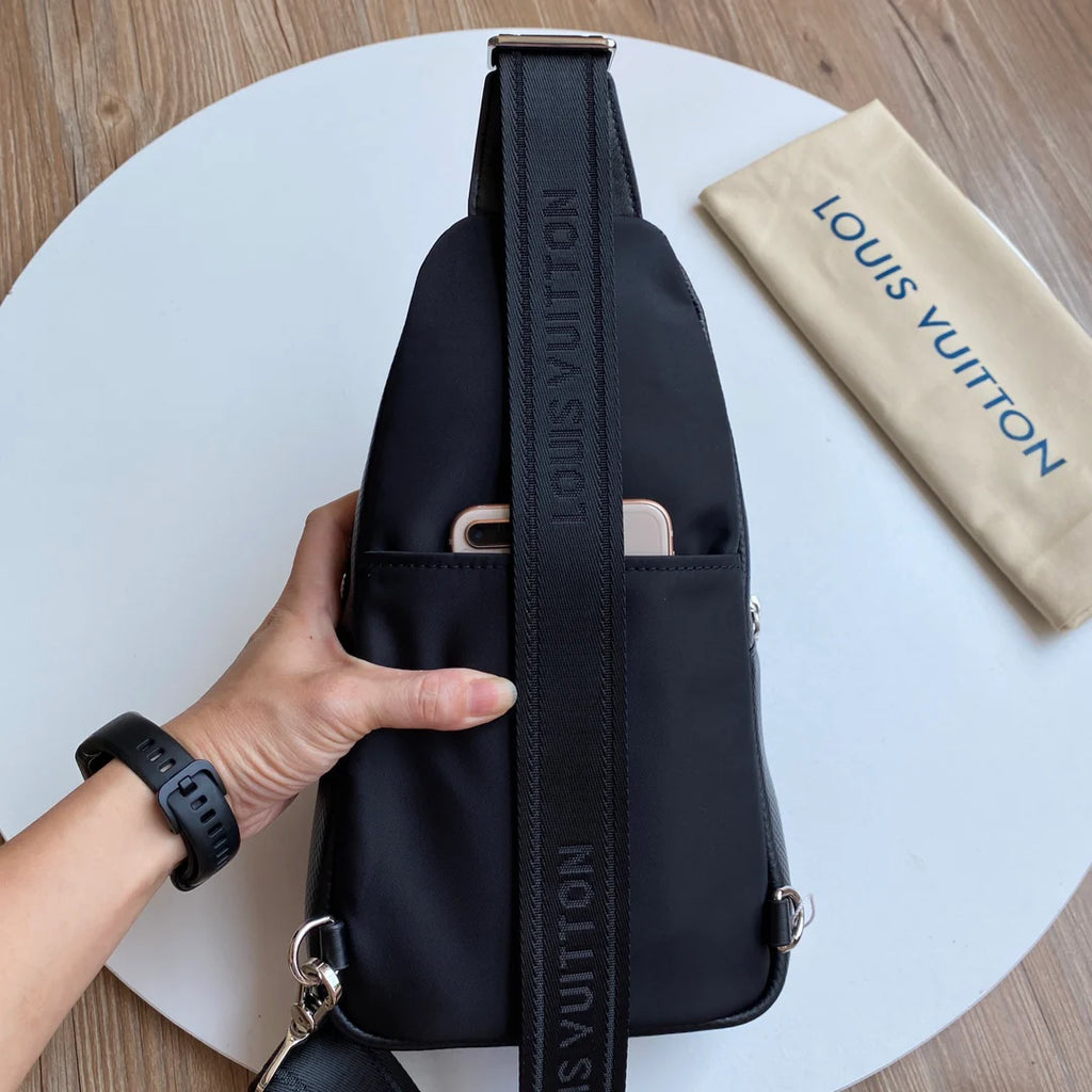 High end chest bag 1024101026