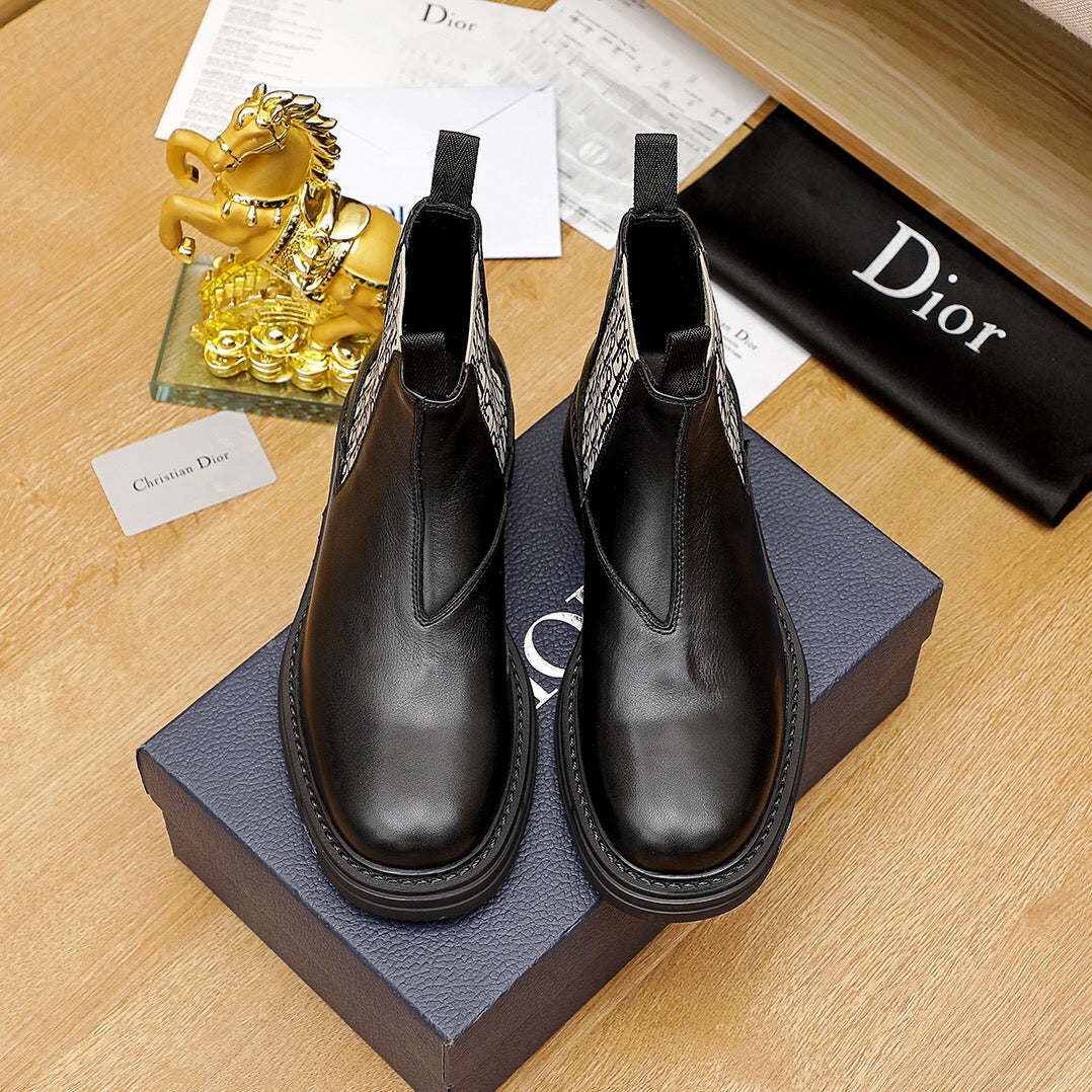 New Fashion Casual New Style Comfortable Sneakers Shoes Boots D20