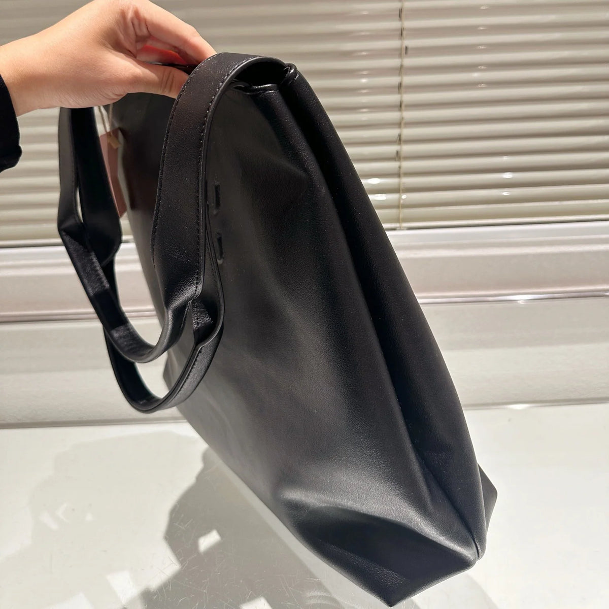 New Fashionable Large Capacity Shopping Bag 1025032002