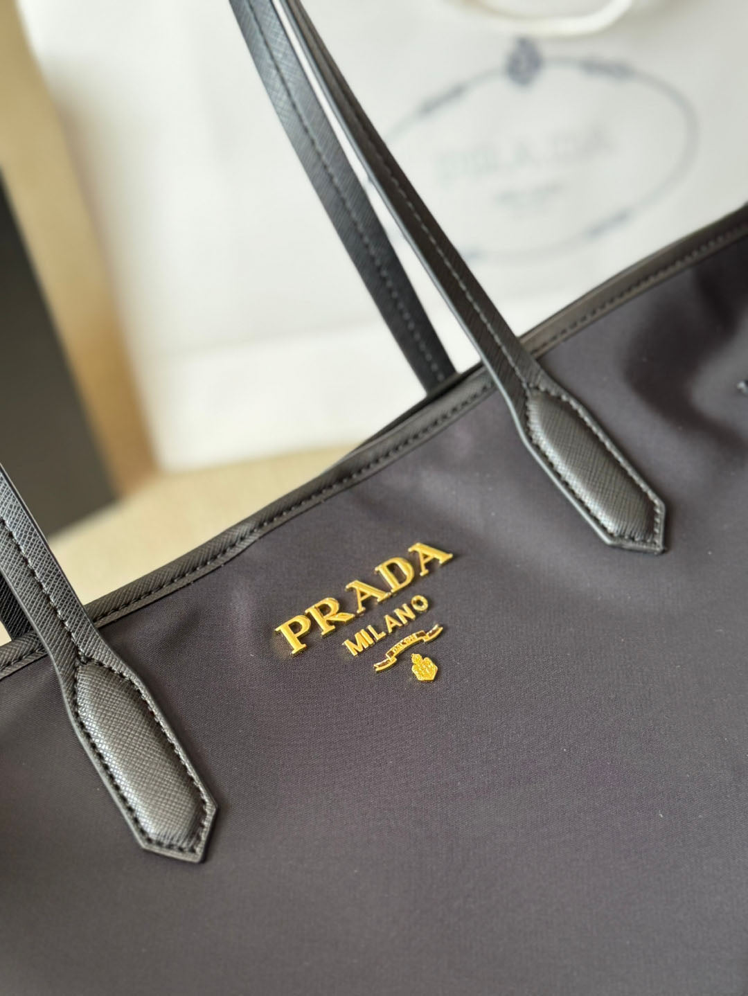 PR Nylon Tote 1825022102