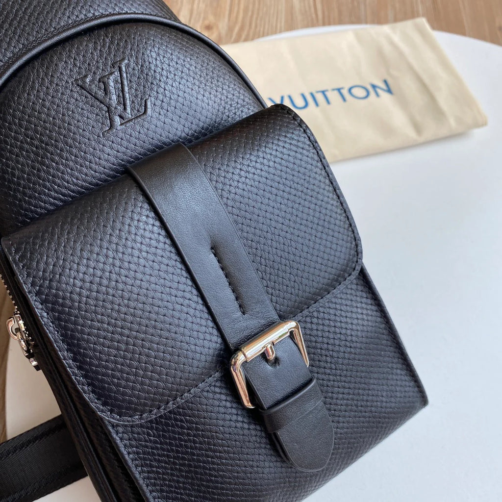 High end chest bag 1024101026