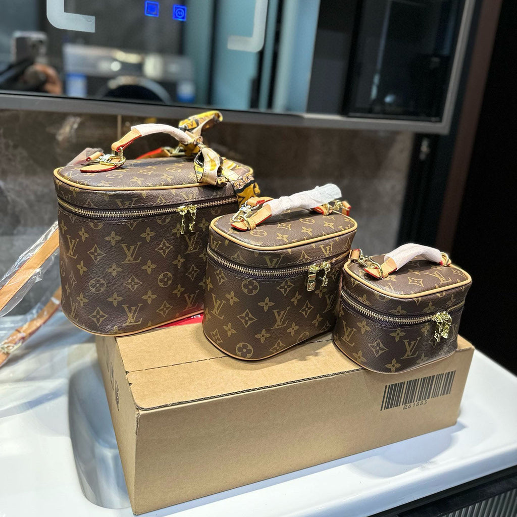 L Cosmetic bag 1824111101