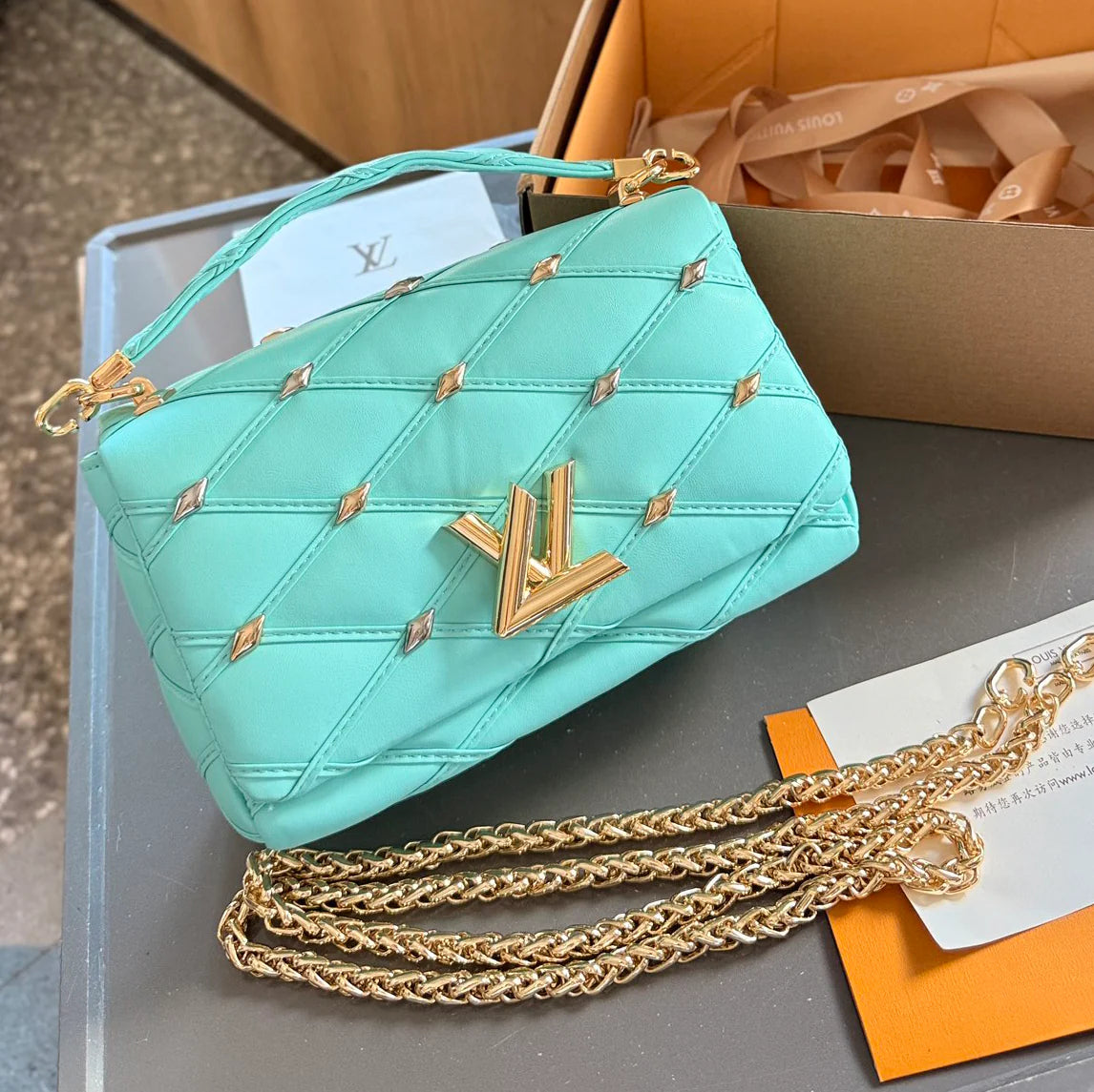 New fashionable diamond grid chain bag crossbody bag 1024110703