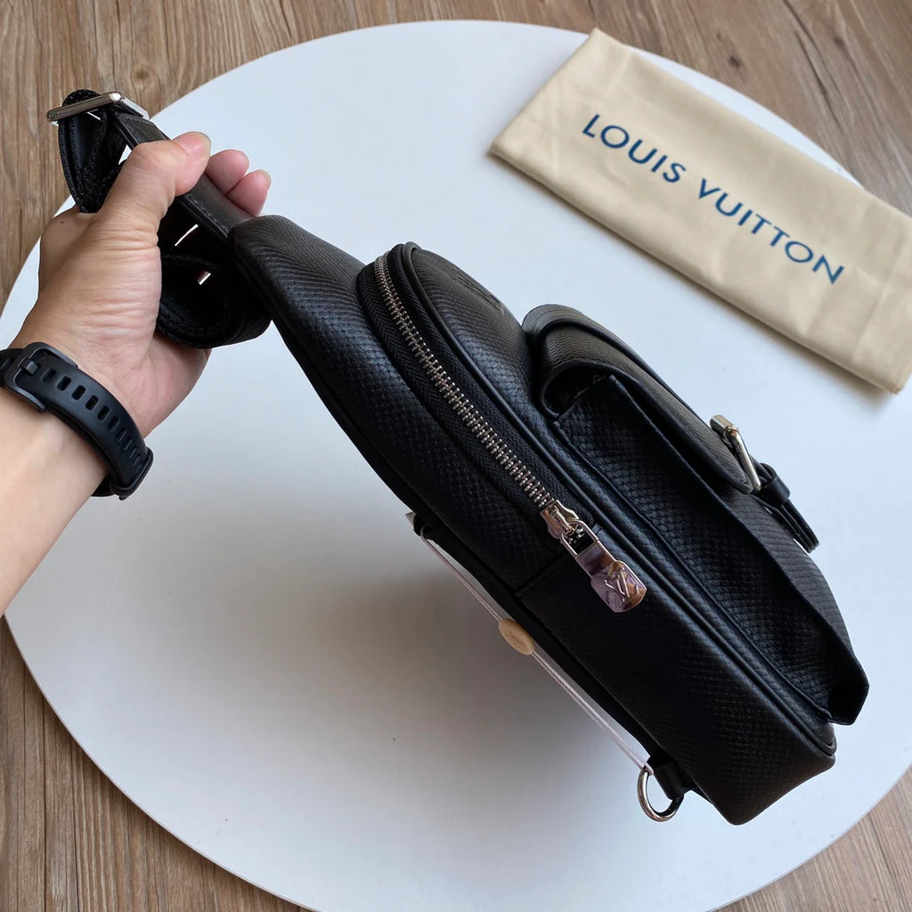 High end chest bag 1024101026