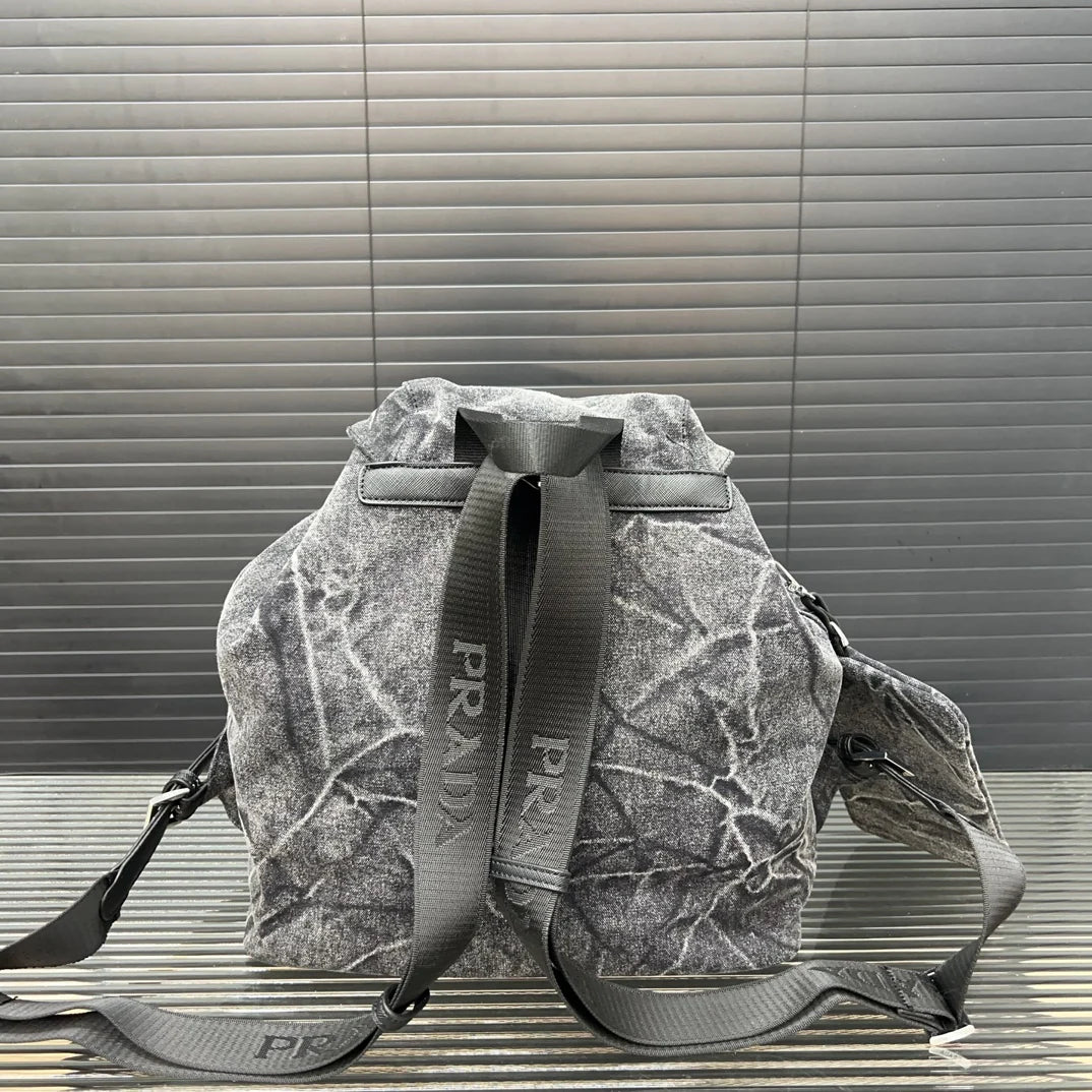New versatile nylon cloth backpack 1024111206