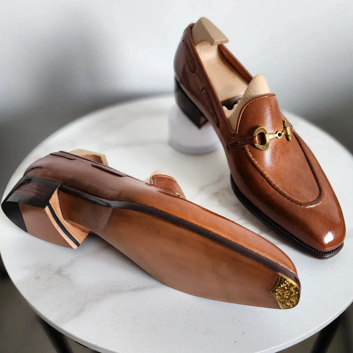 Men’s Classic Metal-Buckle Loafers 0426102801