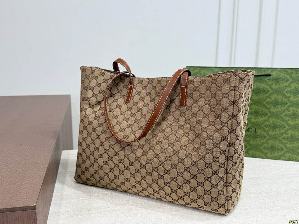 Gui Tote bag 26030209