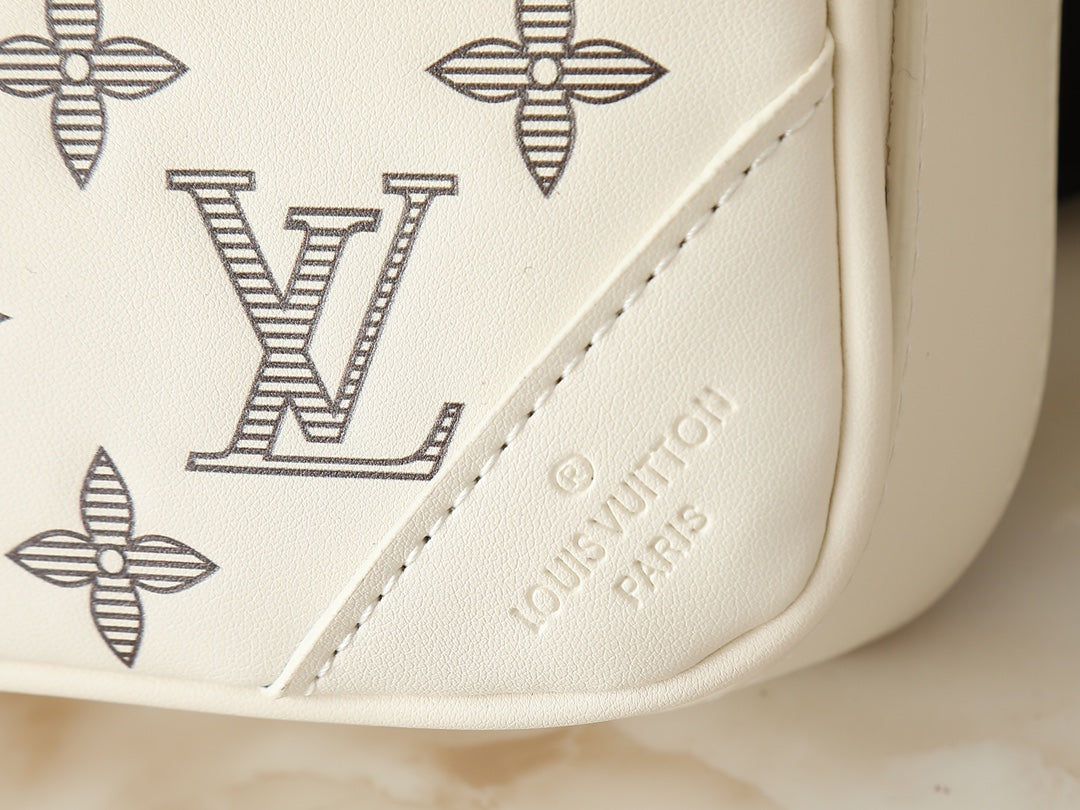 VV Trio messenger bag inspired by Monogram 25122602