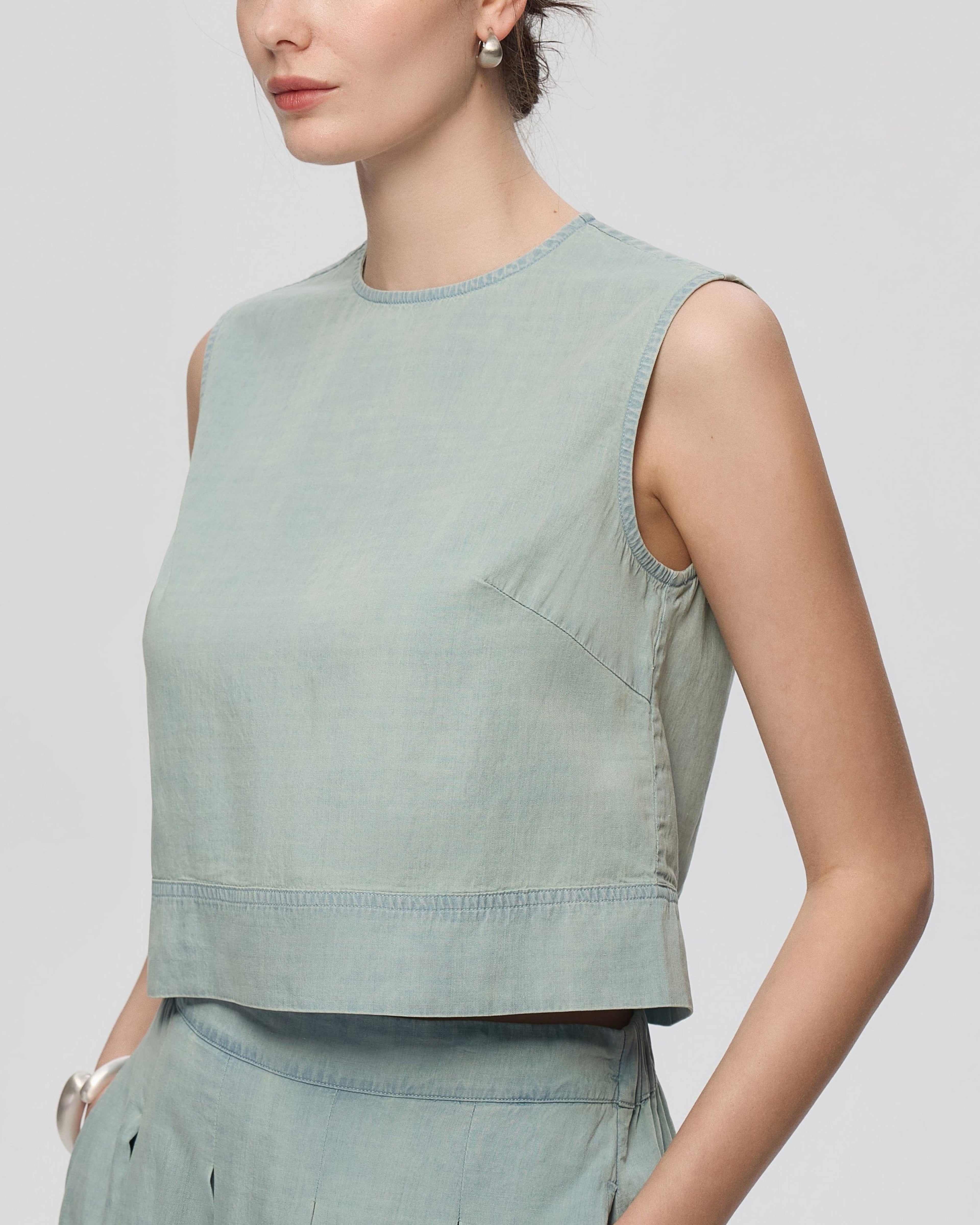 Amaia Shell Top