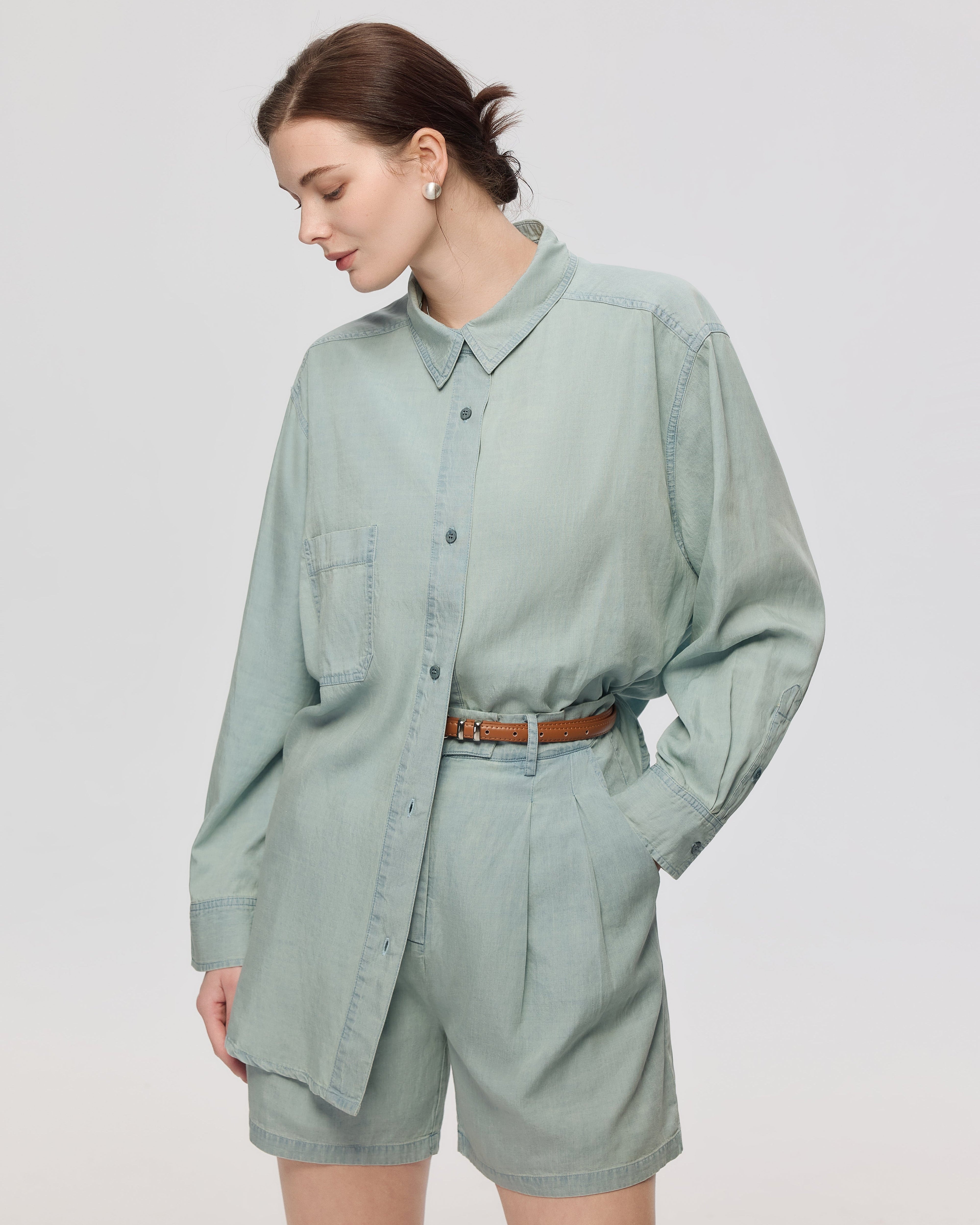 Lyricist Pleated Shorts